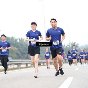 Runner Photo 7426012