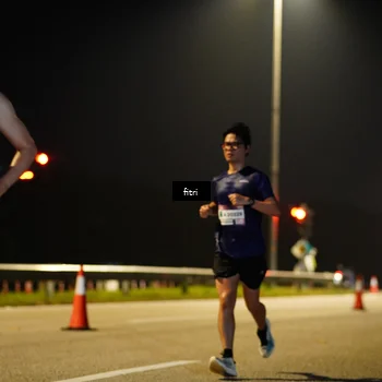 Runner Photo 7426024