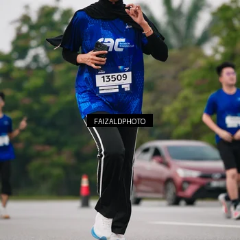 Runner Photo 7426047