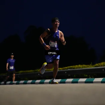 Runner Photo 7426051