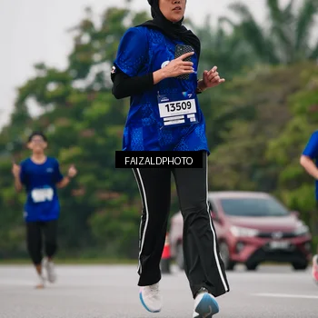 Runner Photo 7426052