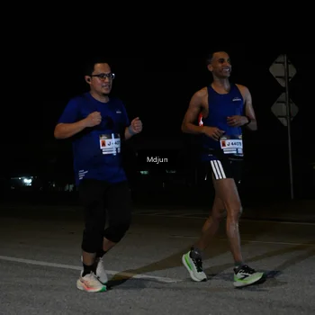Runner Photo 7426069