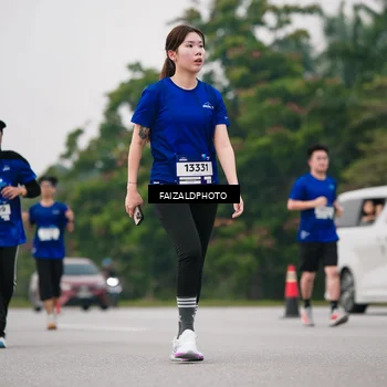 Runner Photo 7426078