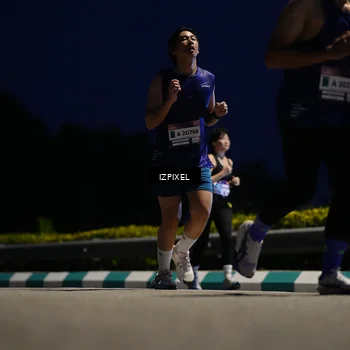 Runner Photo 7426079