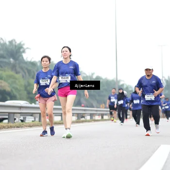 Runner Photo 7426085
