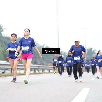 Runner Photo 7426095