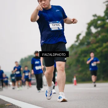 Runner Photo 7426106