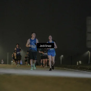 Runner Photo 7426118