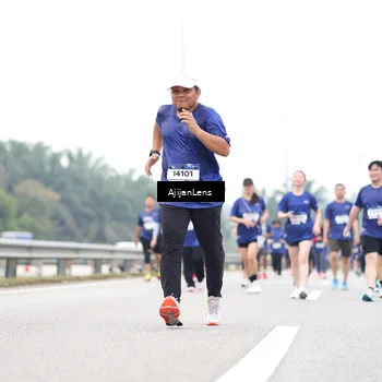 Runner Photo 7426146