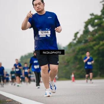 Runner Photo 7426148