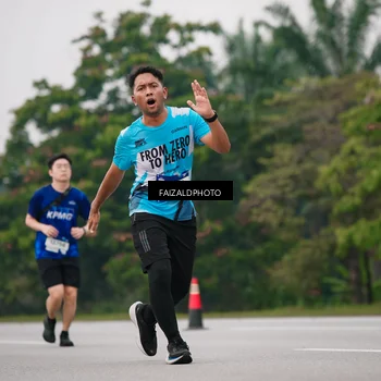 Runner Photo 7426149