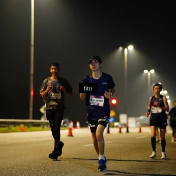 Runner Photo 7426156