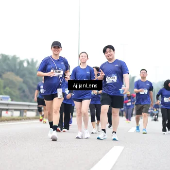 Runner Photo 7426198