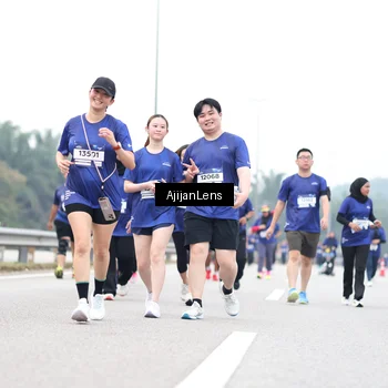 Runner Photo 7426231