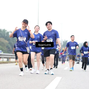Runner Photo 7426236