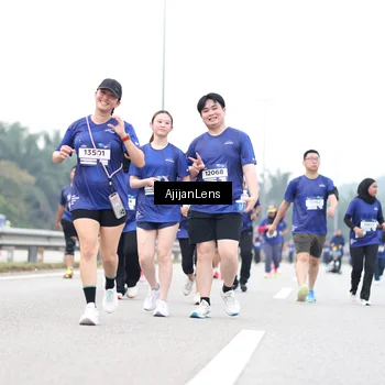 Runner Photo 7426237