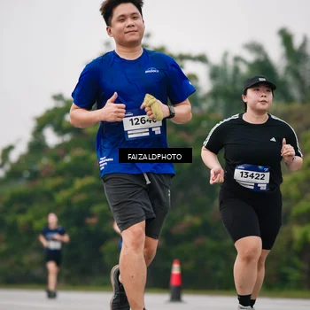 Runner Photo 7426249