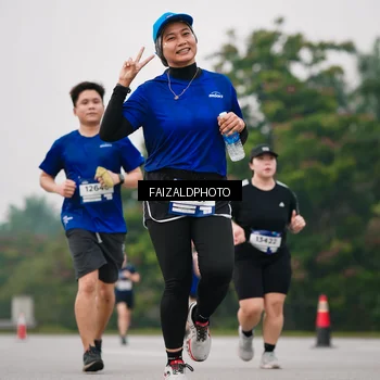 Runner Photo 7426252