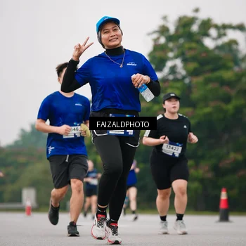 Runner Photo 7426255