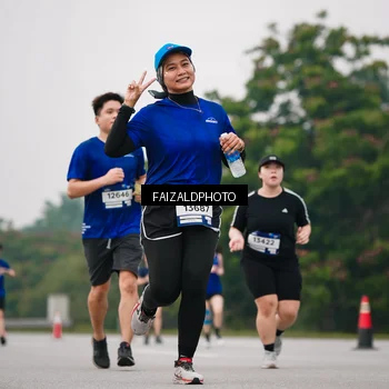 Runner Photo 7426257