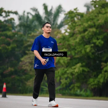Runner Photo 7426398