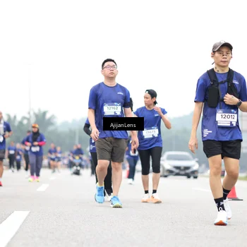 Runner Photo 7426400
