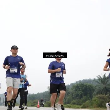 Runner Photo 7426403