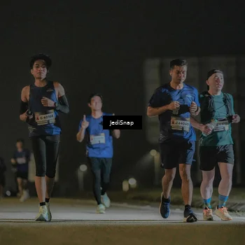 Runner Photo 7426416