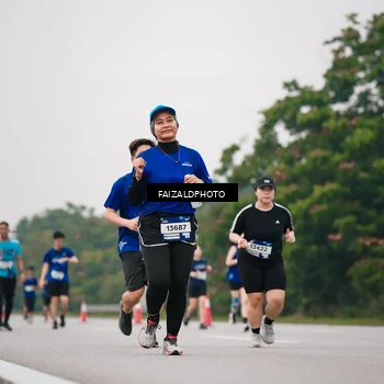 Runner Photo 7426431