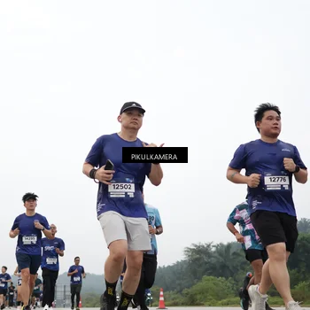 Runner Photo 7426457