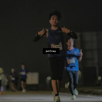 Runner Photo 7426467
