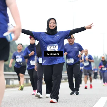 Runner Photo 7426472