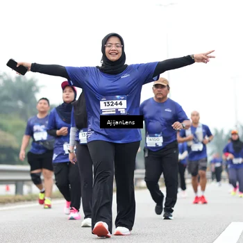 Runner Photo 7426473