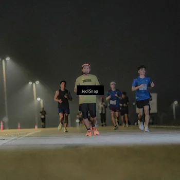 Runner Photo 7426479