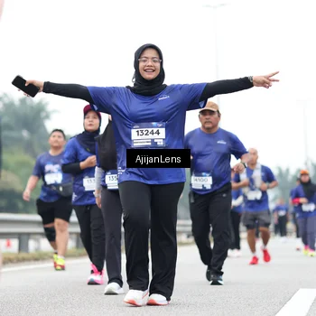Runner Photo 7426495