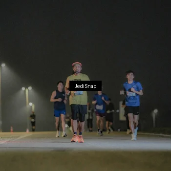Runner Photo 7426501