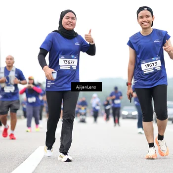 Runner Photo 7426516