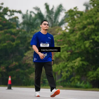 Runner Photo 7426531