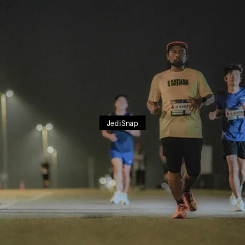 Runner Photo 7426562