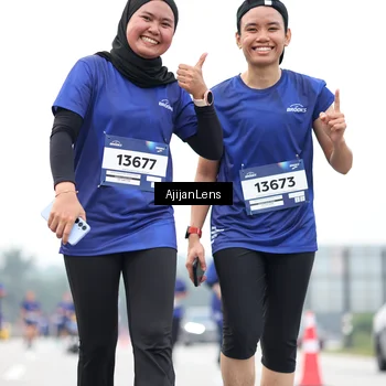 Runner Photo 7426574