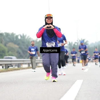 Runner Photo 7426580
