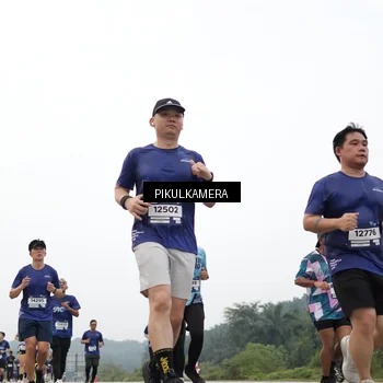 Runner Photo 7426604