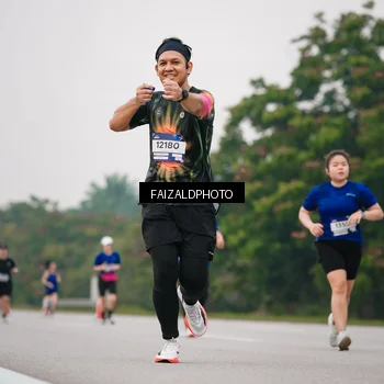 Runner Photo 7426609