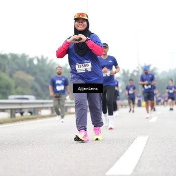 Runner Photo 7426637