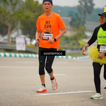 Runner Photo 7426658