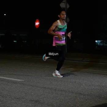 Runner Photo 7426677