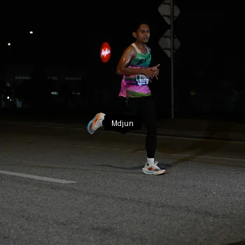 Runner Photo 7426685