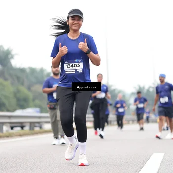 Runner Photo 7426687
