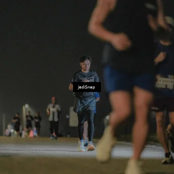 Runner Photo 7426705