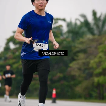Runner Photo 7426706